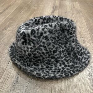 Alpaca Blend Leopard Print Soft Hat